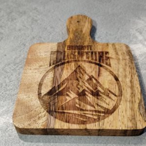 Mini Brettchen "Summit Adventure" für Outdoor und Wandern, personalisierbar